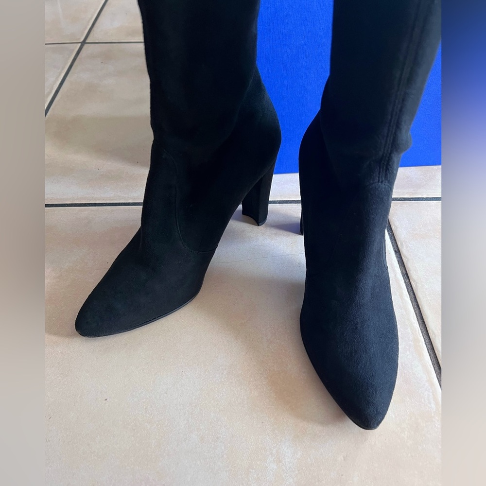 Stuart Weitzman Thigh High Heels, Size8 - image 2